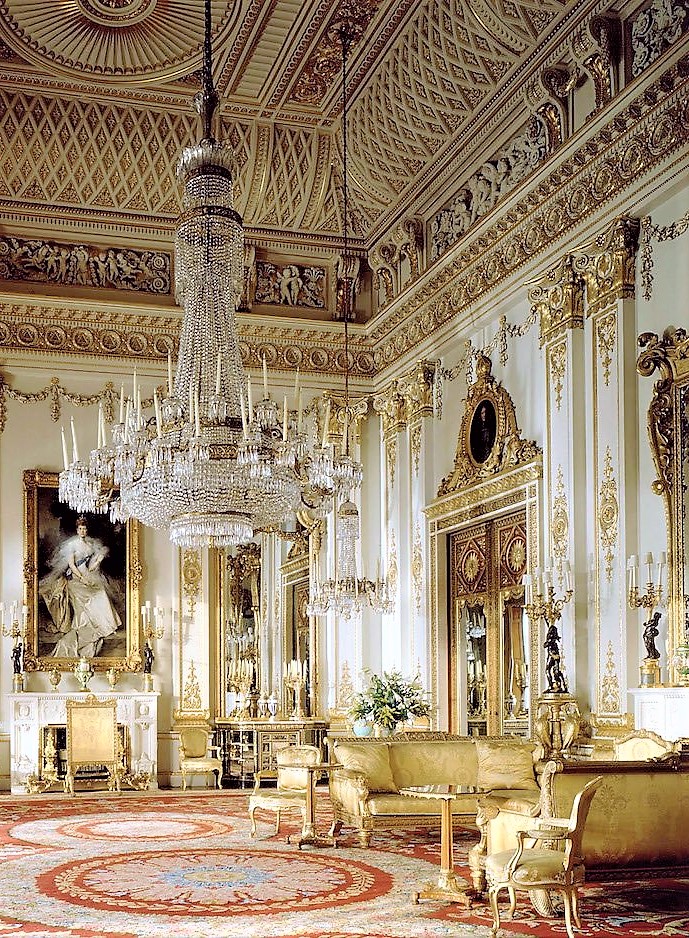 The White Drawing Room at Buckingham Palace is a beautifully elegant and striking interior space. Beautifully and ornately decorated with acute attention to detail, nothing has been overlooked. The ceiling height is totally awe-inspiring too. For ideas as how how you can create a feeling a space, click on the blog post.
