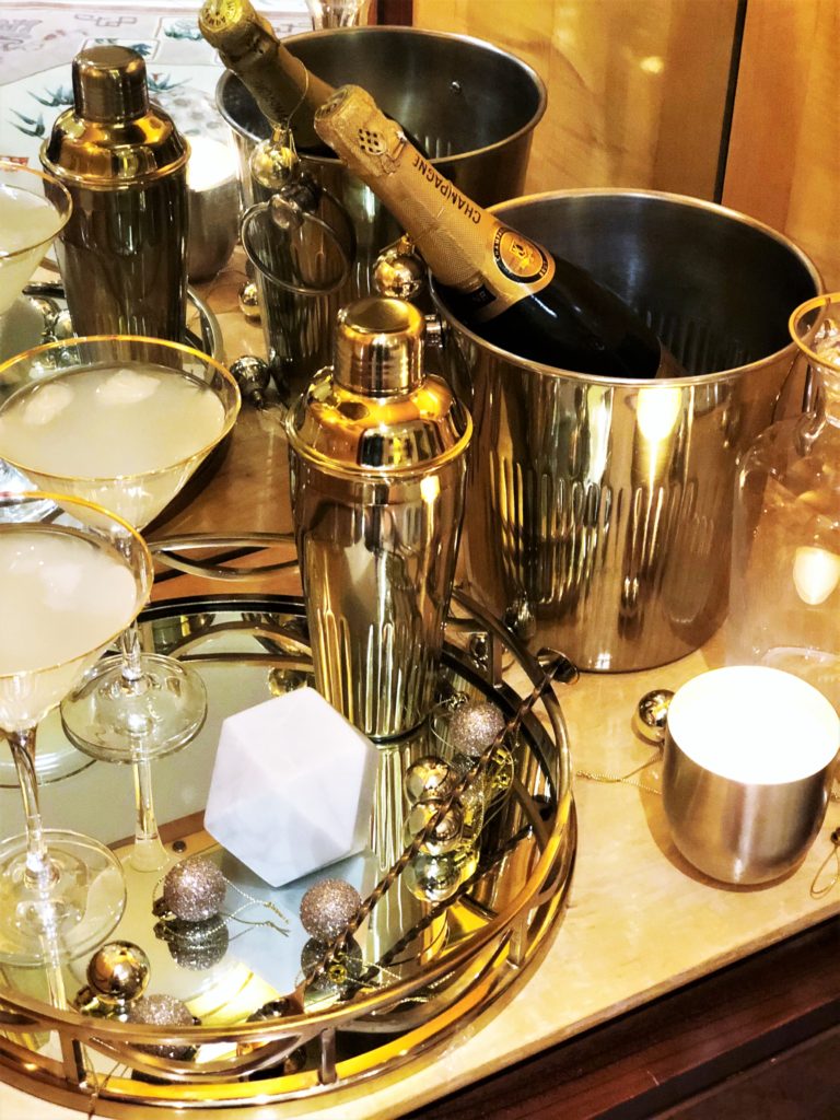 Festive Entertaining - Cocktails: The evening offers an entirely different approach to festive entertaining. No children means means more sparkle, louder music and significantly more alcohol. 