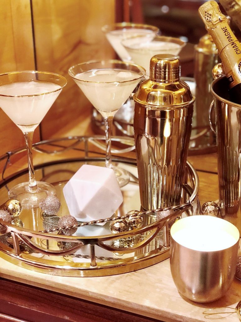 Festive Entertaining - Cocktails: The evening offers an entirely different approach to festive entertaining. No children means means more sparkle, louder music and significantly more alcohol. 