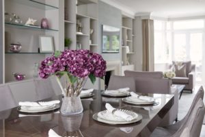 Interior Designer London - Sarah leads a successful luxury interior design studio, creating beautifully stylish spaces. Based in Hertfordshire, the majority of projects are focused in and around London.