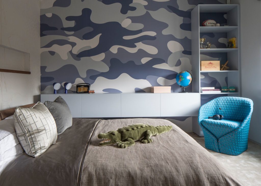 Designing a children's bedroom? Go hard or go home! Alternatively, go to sleep, go and play, go and do your homework - there are many plates to spin to ensure the space works both visually and functionally.