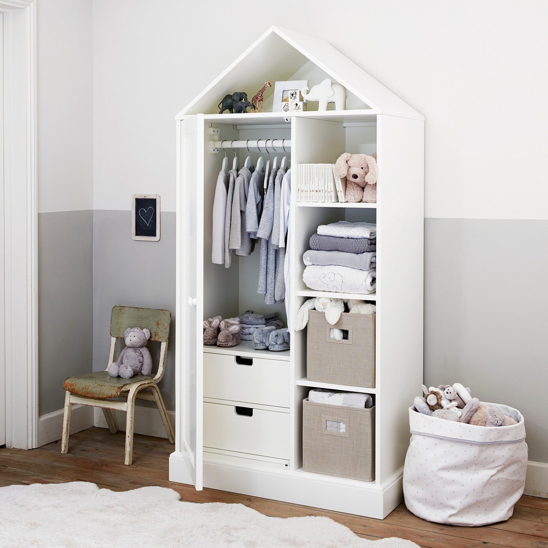 Designing children's bedrooms is often a family affair. Not only do you have yourself to consider but a little one who, quite unexpectedly, may have developed a strong sense of personal style. The aim of this piece, is to help you source and shop the ultimate kids' bedroom.