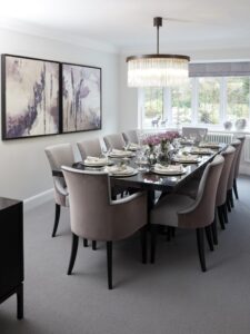 Wall art: The statement piece vs the eclectic salon hang, the pared back abstract or busy print. When considering what type of piece to choose, the space in question will likely lend itself to a preferred outcome (we will look at this more in the follow-up post). Cues can also been taken from your personal style.